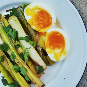 Braised Leeks with a Soft Boiled Egg